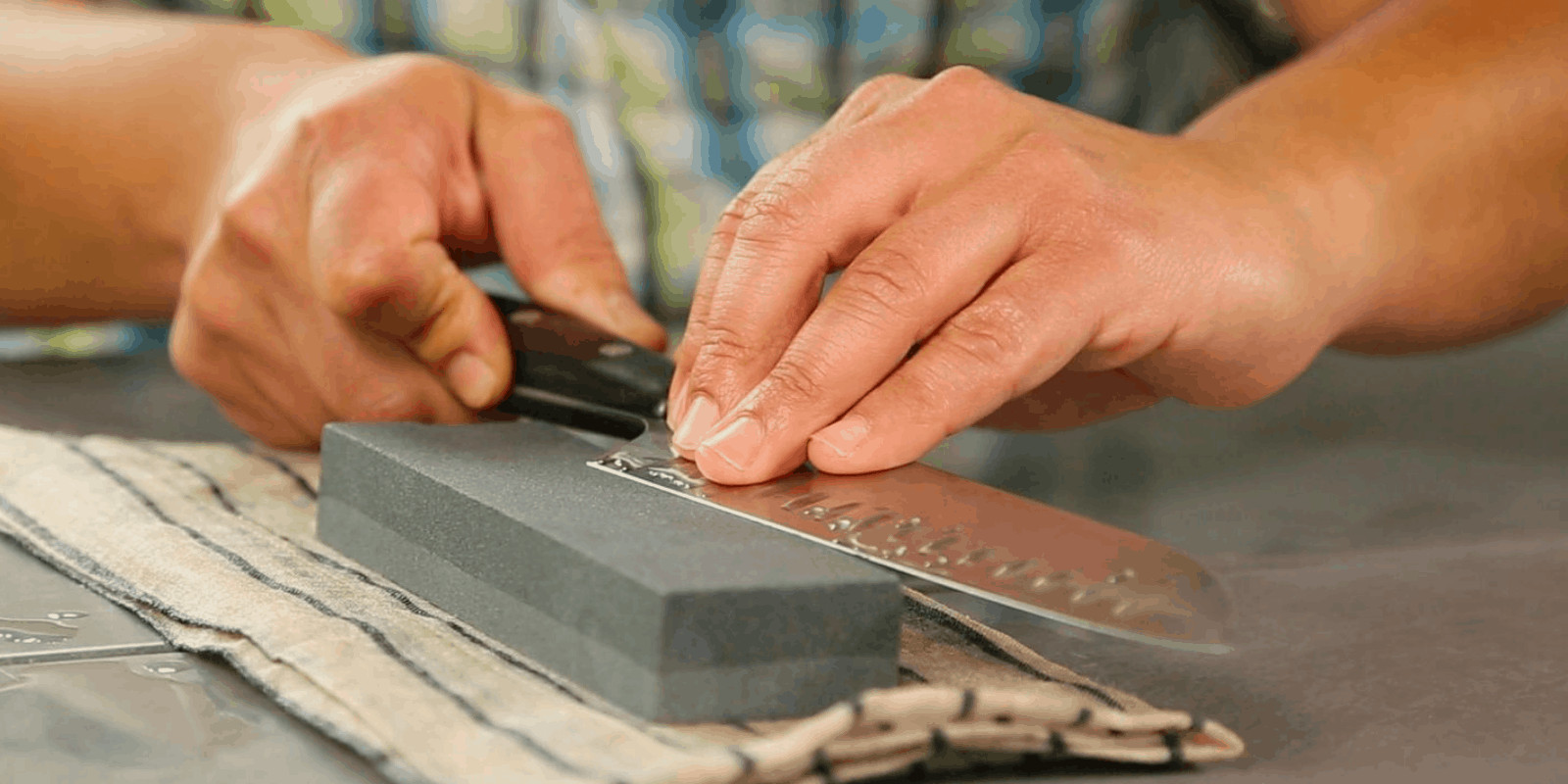 Honing Knives Quickly With A Leather Strop