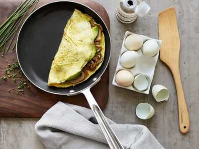 Best pan for cooking eggs 8