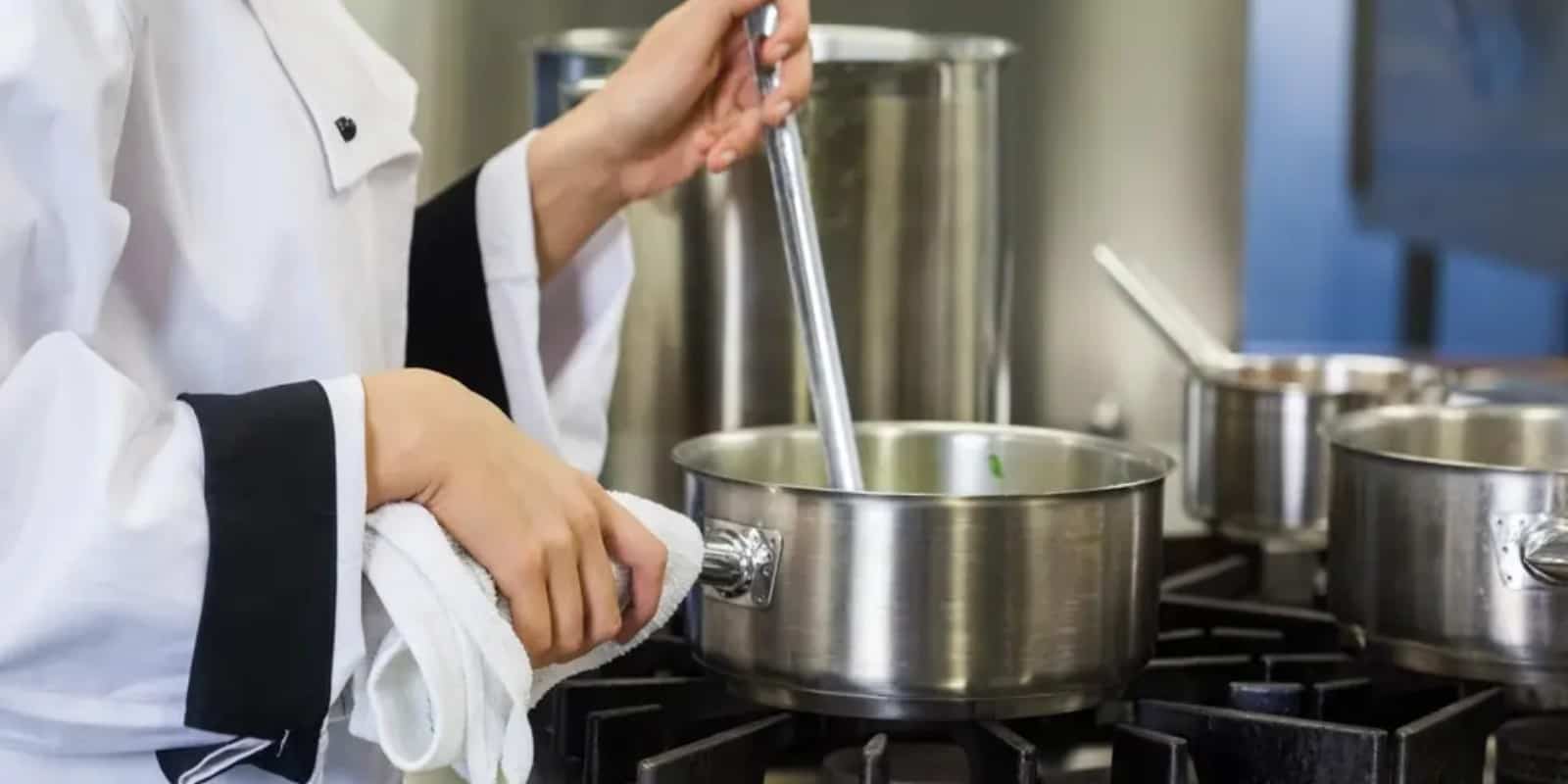 Best Saucepans for Perfect Sauces & More