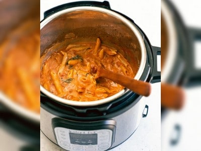 Pasta in a pressure cooker