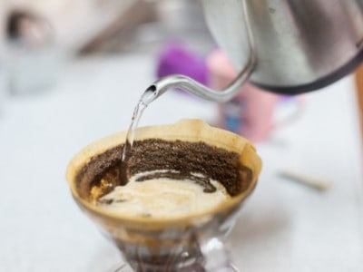 Make pour coffee