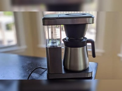 Coffee maker slide tray