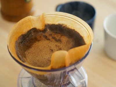 Make pour over coffee 4