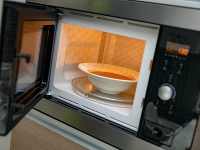 Microwave oven