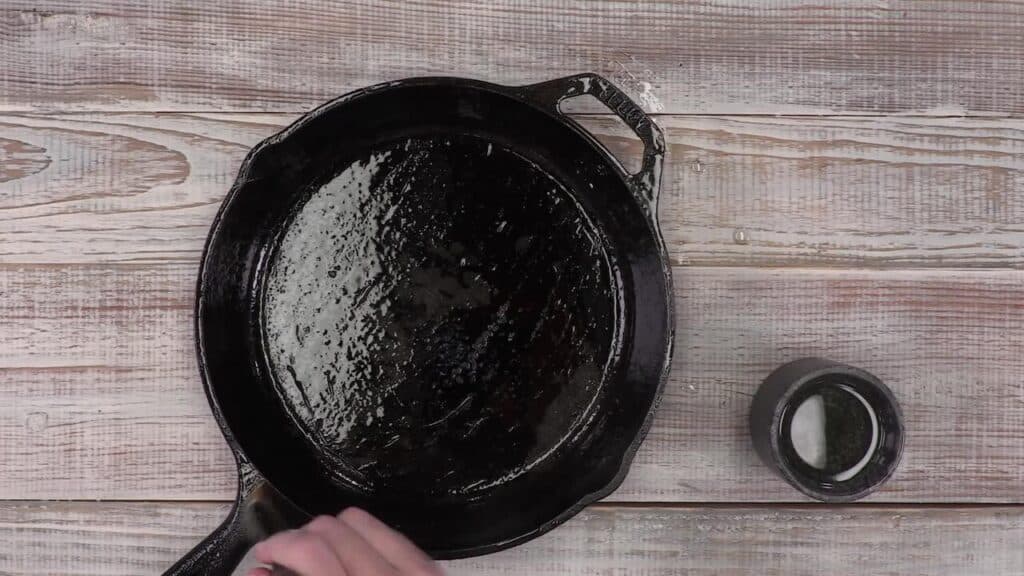 Types of non-stick coatings for pans