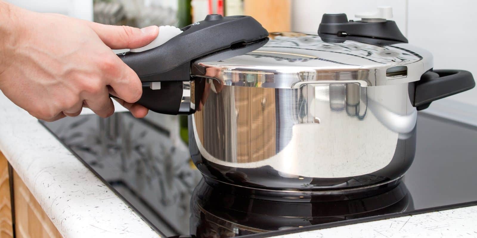7 Benefits of Cooking With a Pressure Cooker