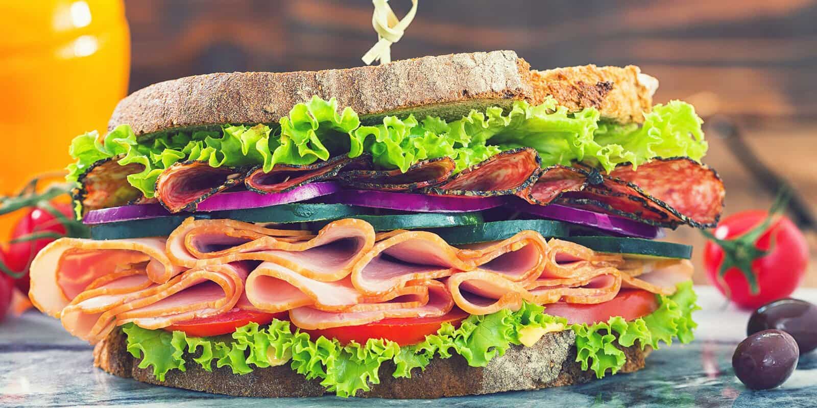 Best Sandwich Cutter & Sealer Types Diagonal, Crust & More