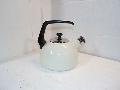 Tea kettle