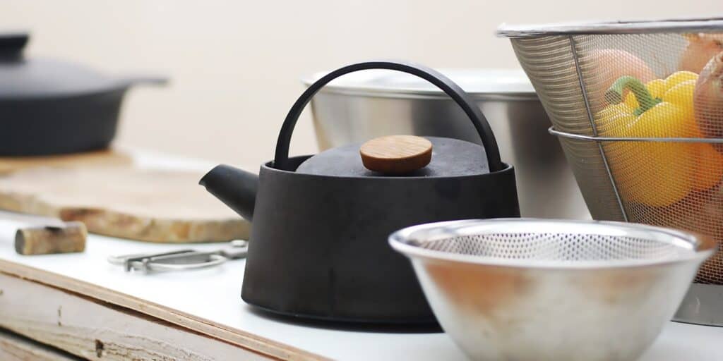 tea kettle