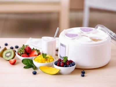 Yogurt maker