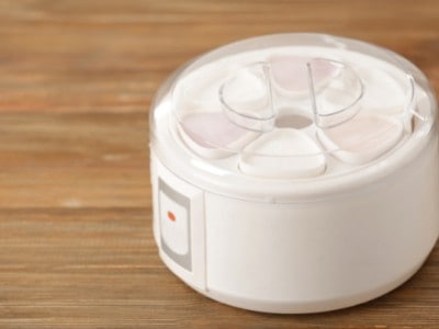 Yogurt maker