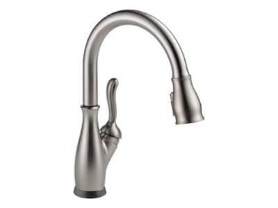 Touchless kitchen faucet