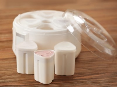 Yogurt maker