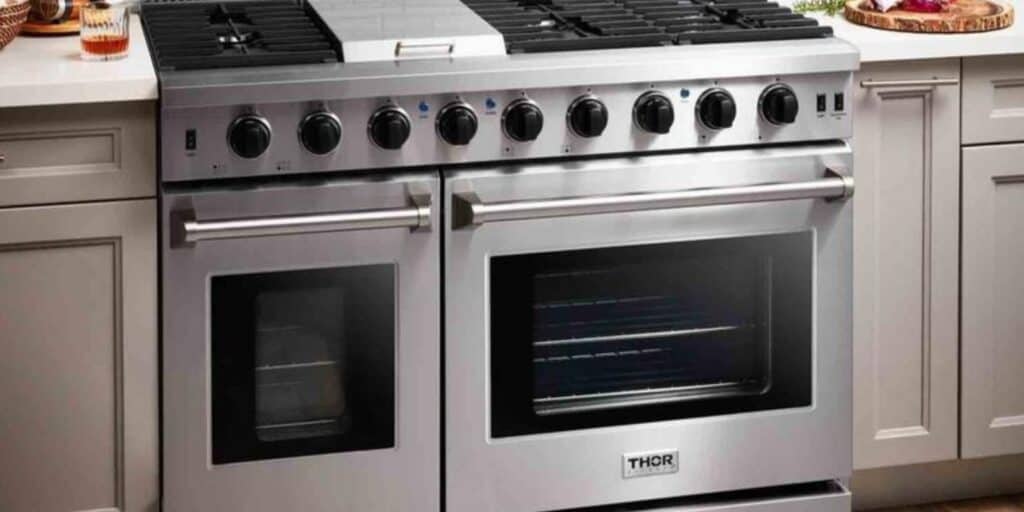 Double Oven Gas Range for Your Kitchen