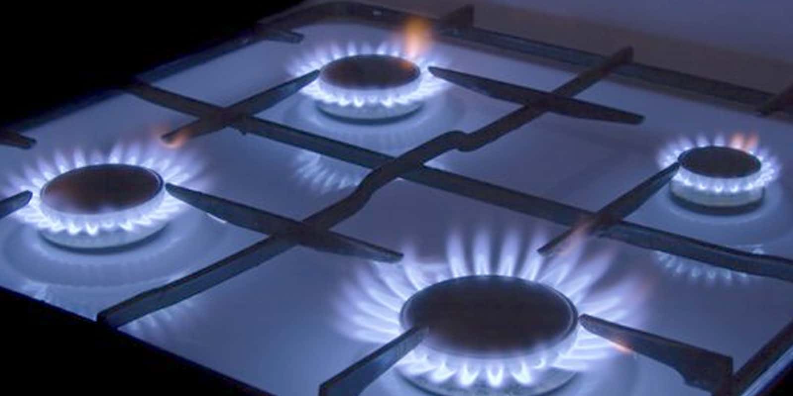9 Superb Benefits of Glass Top Stoves You Should Know