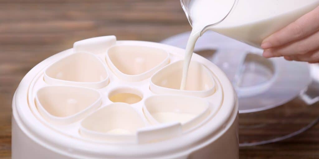 yogurt maker