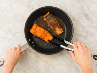 How to reheat salmon in the oven