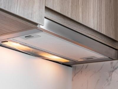 What is under cabinet range hood