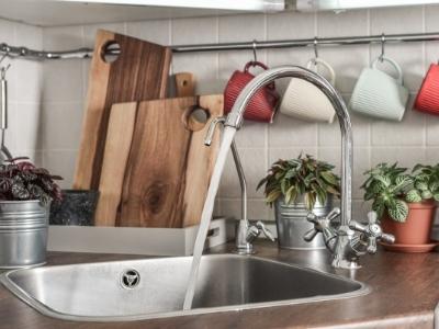 Installing delta kitchen faucet