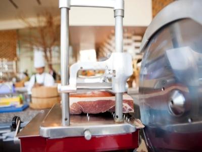 How much is a commercial meat slicer