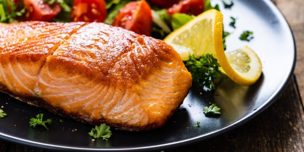 How to Reheat Salmon in the Oven