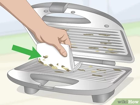 How to clean your sandwich maker