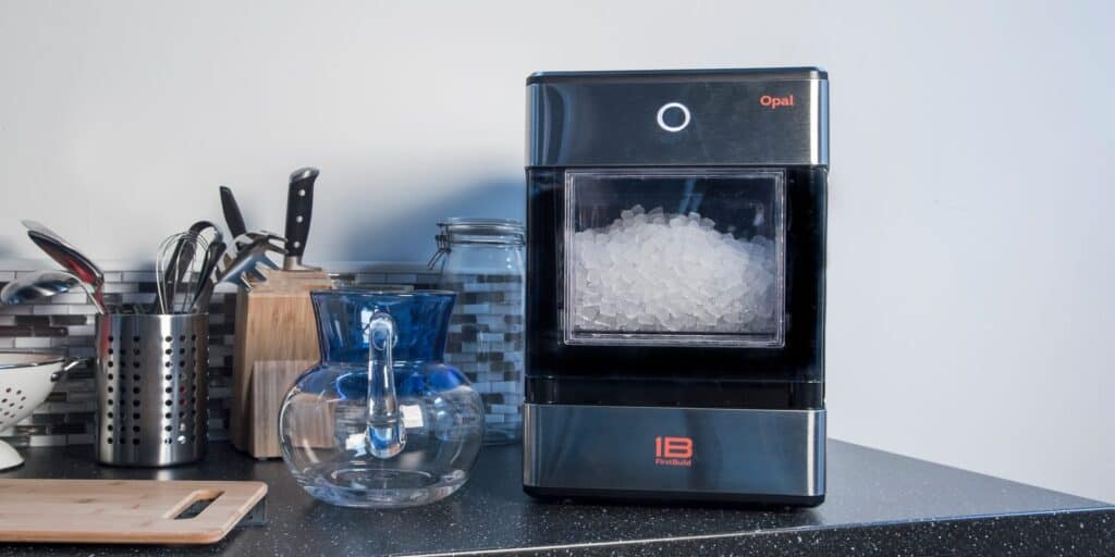 ice maker featured