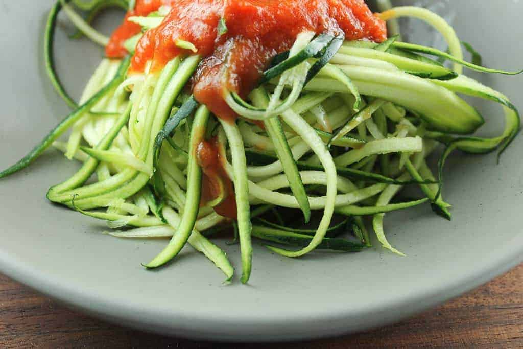 Can a salad shooter make zucchini noodles