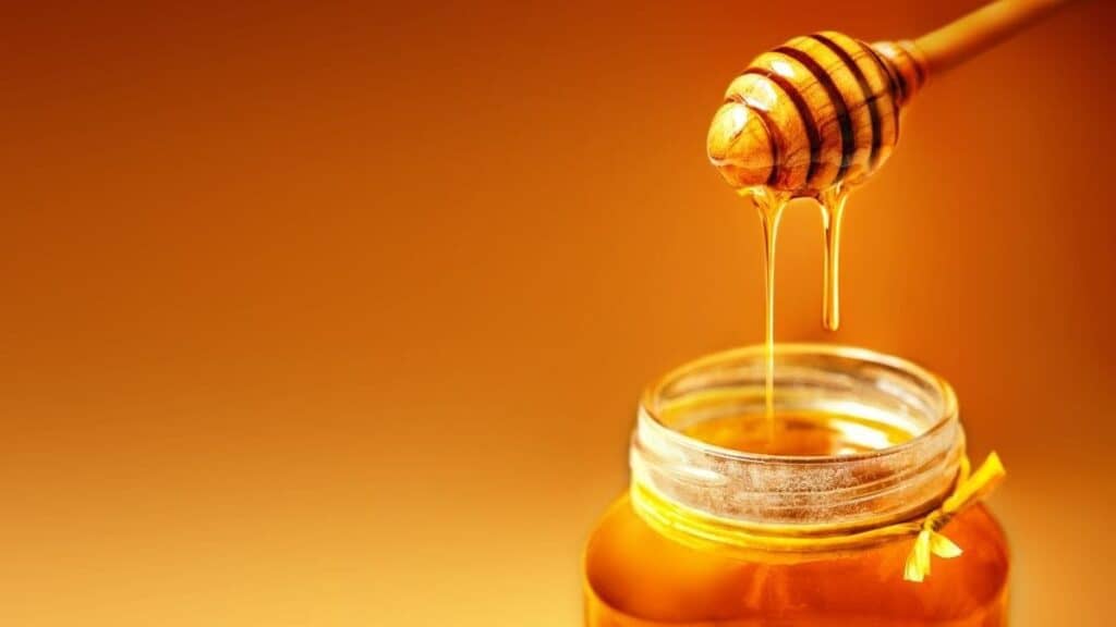 How to open a stuck honey jar 1