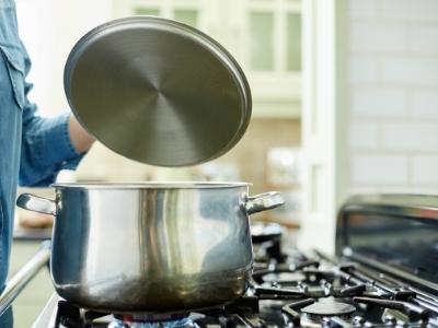 How to measure pan lid size