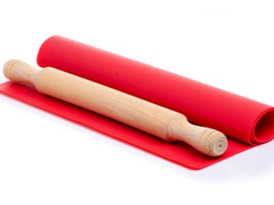 Can you cook meat on a silicone baking mat