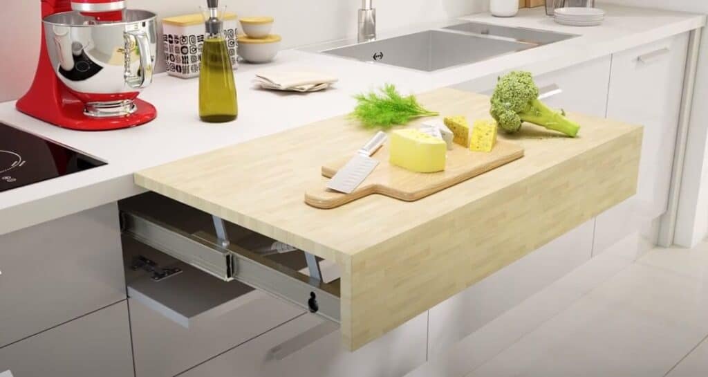 Countertop slide out tray