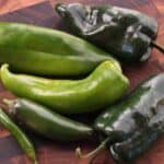 Anaheim chili peppers vs poblano