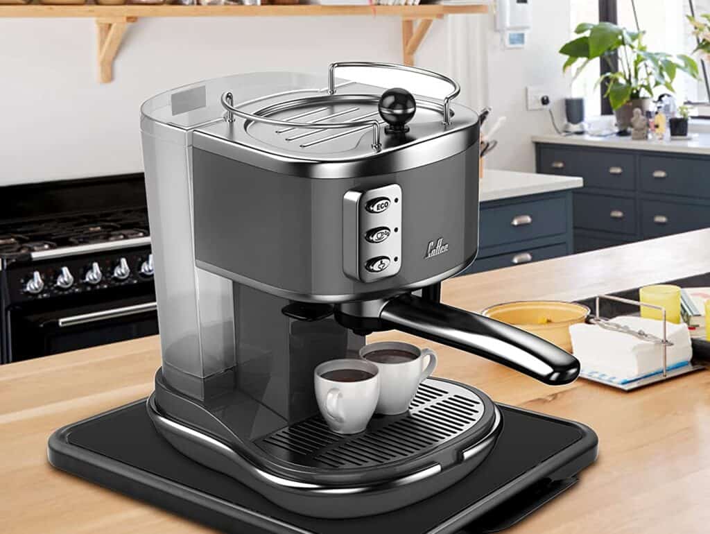 Pull out tray for coffee maker
