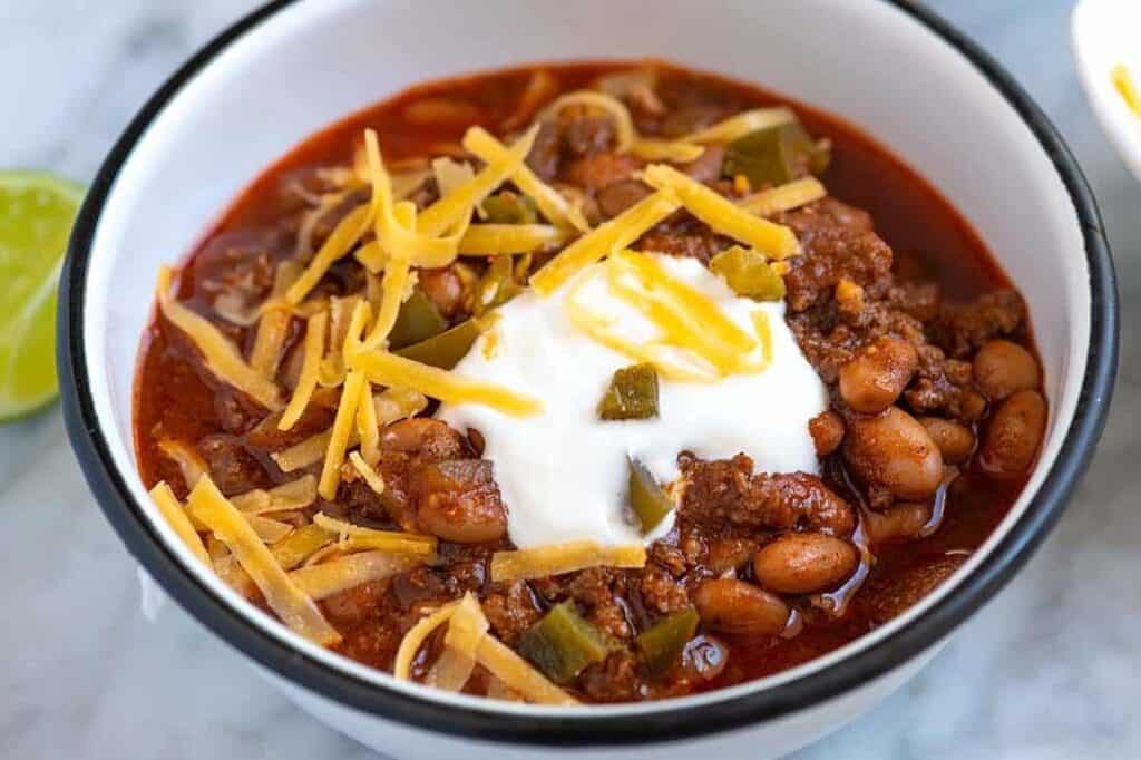 Chili beans can