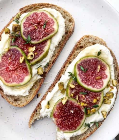 foods that pair well with sourdough bread